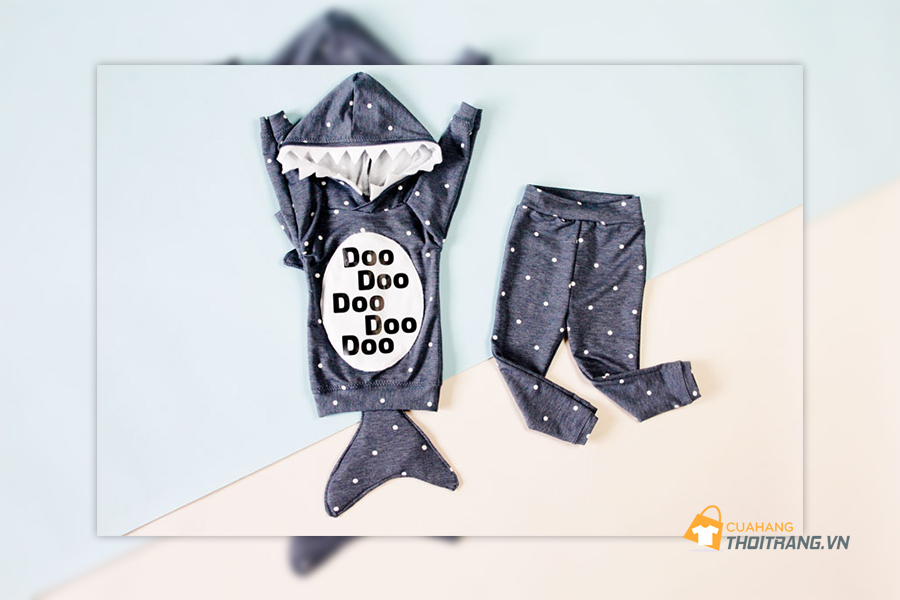 Hướng dẫn cách may trang phục cá mập cho bé Baby Shark